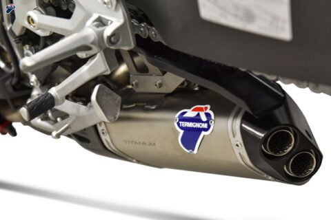 DUCATI STREETFIGHTER V4 - 2 SILENCERS DECAT + UPMAP KIT - Image 8