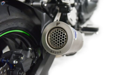 KAWASAKI Z900 - SLIP ON SO03 GP2R-R+LINK+HEAT SHIELD - Image 6